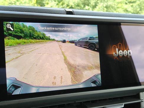 New 2025 Jeep Gladiator Willys image 26