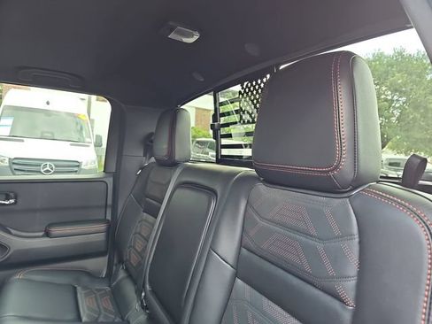 Used 2025 Nissan Frontier Pro-X w/ Pro Premium Package RWD image 13