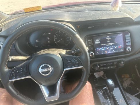 Used 2024 Nissan Kicks SR w/ SR Premium Package FWD image 16