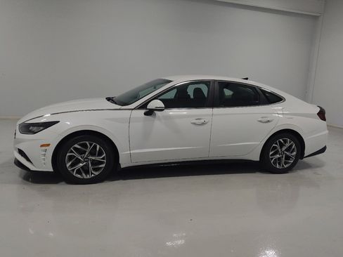 Used 2023 Hyundai Sonata SEL FWD image 2