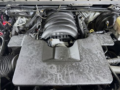 Used 2016 Chevrolet Silverado 1500 LT w/ All Star Edition image 38