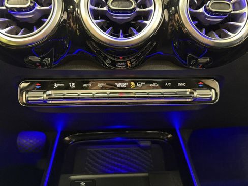 Certified 2024 Mercedes-Benz GLB 250 image 20