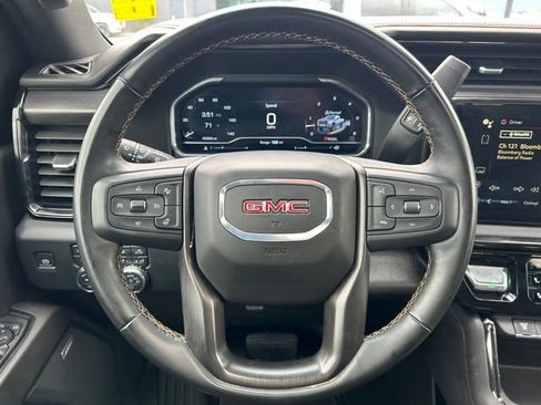 Used 2024 GMC Sierra 2500 AT4 w/ AT4 Premium Plus Package AWD/4WD image 27