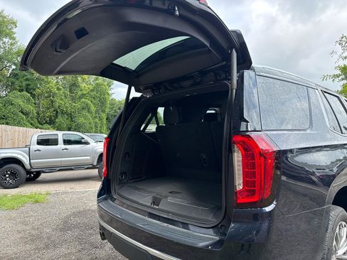 Used 2021 GMC Yukon Denali RWD image 24