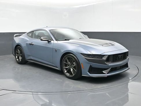 Used 2024 Ford Mustang Dark Horse image 2