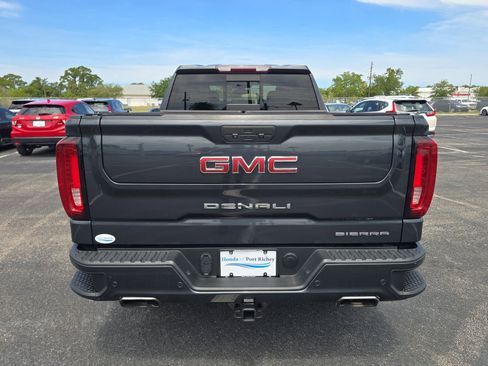 Used 2021 GMC Sierra 1500 Denali AWD/4WD image 5