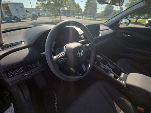 Used 2025 Honda Accord LX image 20
