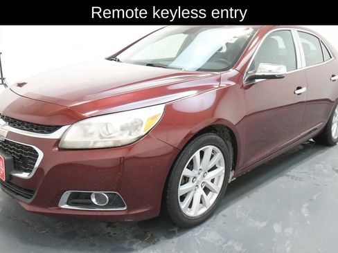 Used 2015 Chevrolet Malibu LTZ FWD image 3