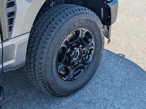 New 2026 Ford F250 XL w/ STX Appearance Package AWD/4WD image 13