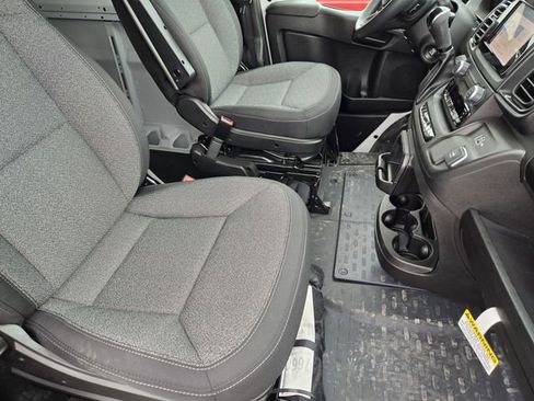 Used 2025 RAM ProMaster 2500 image 14