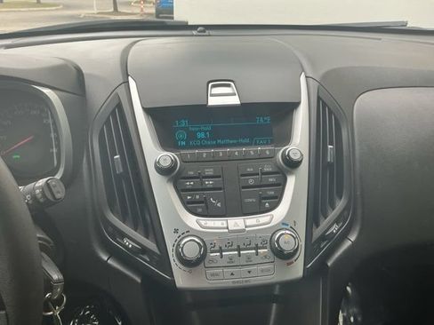 Used 2013 Chevrolet Equinox LS FWD image 21
