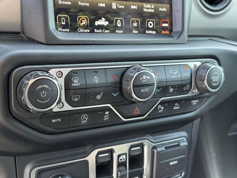 Used 2021 Jeep Gladiator Sport w/ Quick Order Package 24Q 80Th AWD/4WD image 6