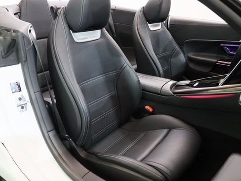 Used 2022 Mercedes-Benz SL 55 AMG 4MATIC image 15