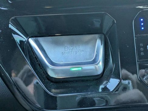 Used 2024 GMC Sierra 1500 AT4 w/ Technology Package AWD/4WD image 25