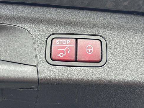 Used 2020 Mercedes-Benz GLE 450 4MATIC image 13