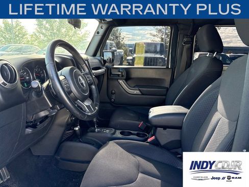 Used 2017 Jeep Wrangler Sport AWD/4WD image 7
