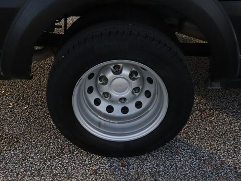 Used 2025 Ford Transit 350 XL image 41