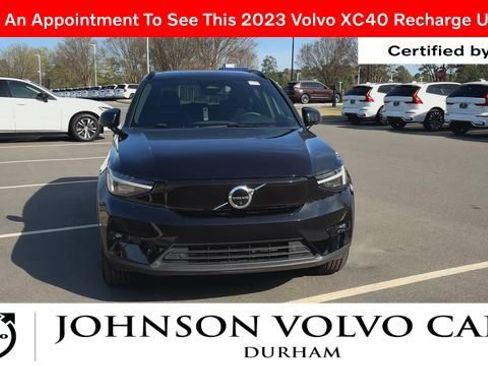 Certified 2023 Volvo XC40 Recharge Ultimate image 2