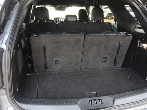 Used 2025 Ford Explorer ST-Line w/ ST-Line Street Pack AWD/4WD image 37