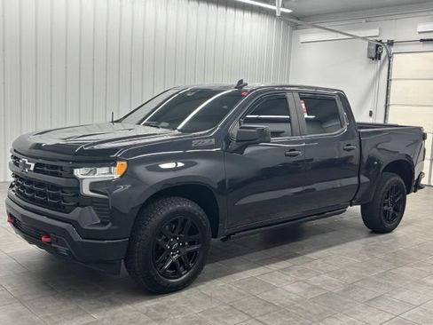 Used 2024 Chevrolet Silverado 1500 RST AWD/4WD image 5