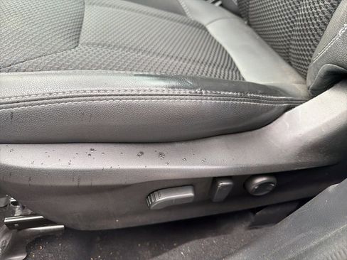 Used 2020 Subaru Forester Premium image 14