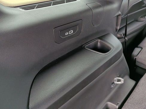 New 2025 Jeep Grand Cherokee L Altitude image 45