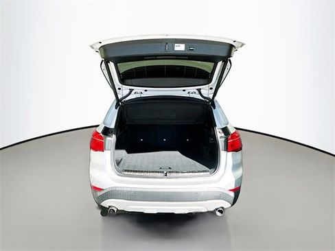 Used 2017 BMW X1 xDrive28i image 27