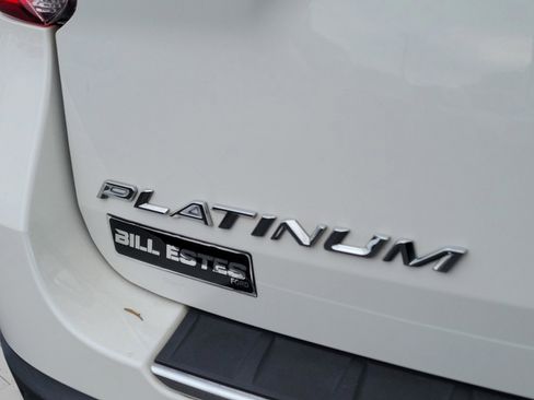 Used 2020 Ford Explorer Platinum w/ Premium Technology Package image 36