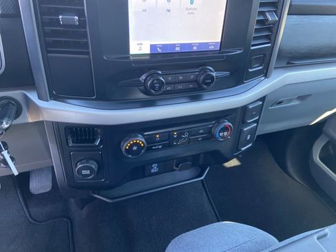 Used 2023 Ford F150 XLT image 36