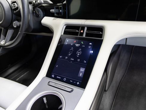 Used 2021 Porsche Taycan Turbo S image 19