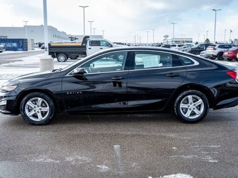 Used 2023 Chevrolet Malibu LT FWD image 4