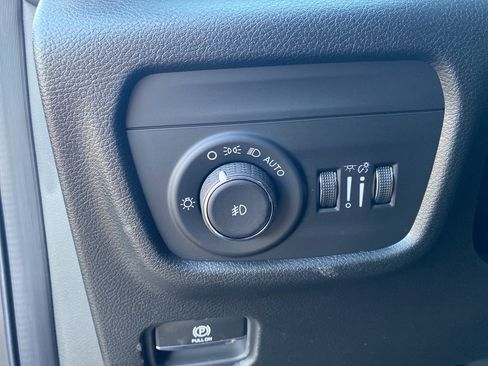 New 2025 Jeep Grand Cherokee Limited image 14