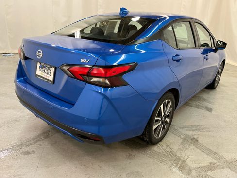 Used 2021 Nissan Versa SV image 5