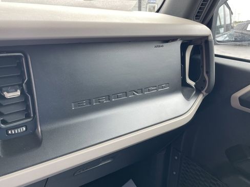 Used 2022 Ford Bronco Big Bend image 27