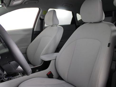 Used 2026 Hyundai Kona SEL Sport FWD image 19