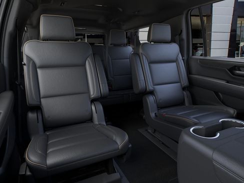 New 2026 GMC Yukon XL Elevation image 17