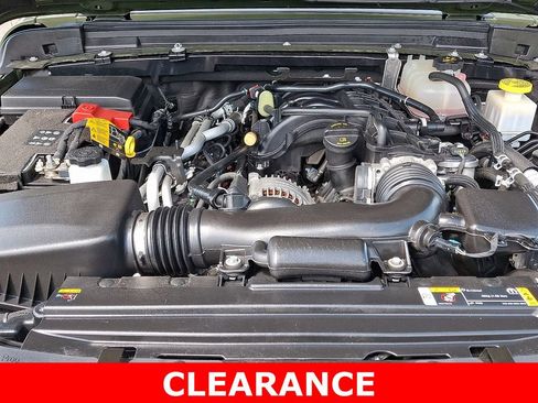 Used 2022 Jeep Gladiator Sport AWD/4WD image 27