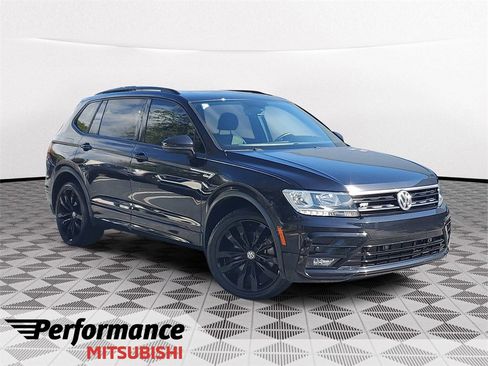 Used 2021 Volkswagen Tiguan SE R-Line image 1