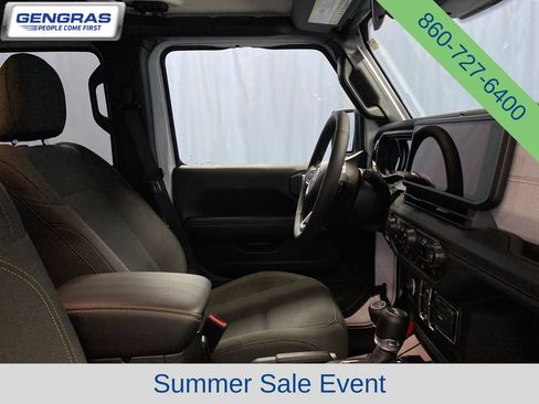Certified 2025 Jeep Wrangler Unlimited Sahara AWD/4WD image 42