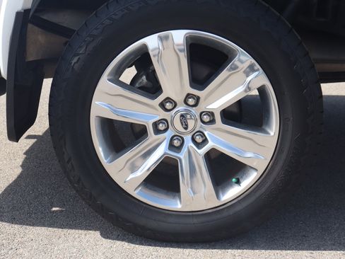 Used 2020 Ford F150 Platinum w/ Equipment Group 701A Luxury AWD/4WD image 18