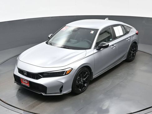 Used 2025 Honda Civic Sport image 35