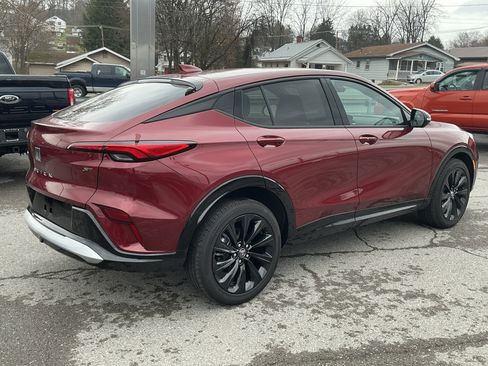 Used 2024 Buick Envista Sport Touring w/ Convenience I Package image 3