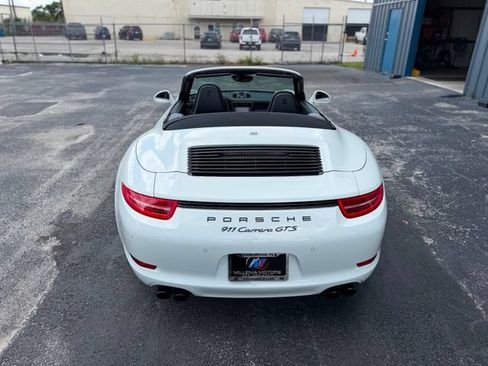 Used 2015 Porsche 911 Carrera GTS RWD image 13