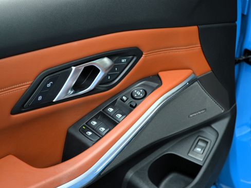 Used 2024 BMW M3 RWD image 16