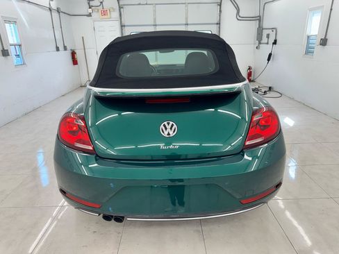 Used 2018 Volkswagen Beetle 2.0T SE FWD image 6
