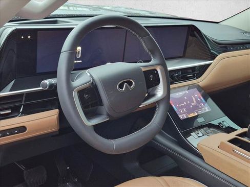 Used 2025 INFINITI QX80 Luxe AWD/4WD image 10