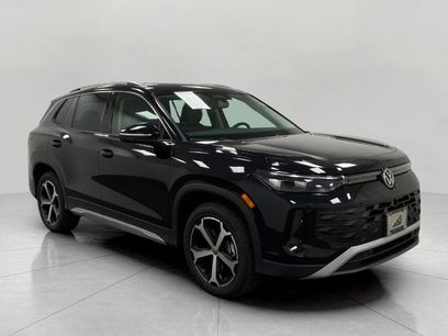New 2025 Volkswagen Tiguan SE