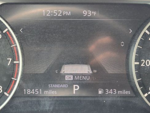 Certified 2024 Nissan Rogue SV FWD image 11