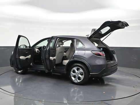 Used 2024 Honda HR-V LX image 31