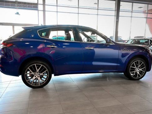 Used 2022 Maserati Levante GT image 4